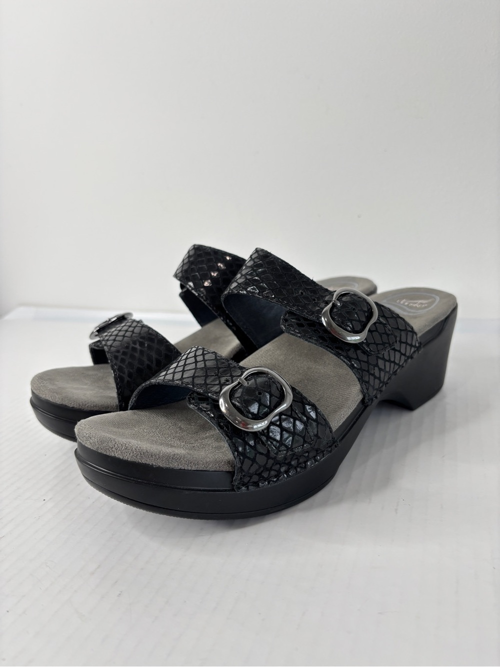 Dansko Sophie Sandals Black Leather Slip On Shoes Sz 41 US 10.5 / 11 Adjustable - Picture 11 of 16